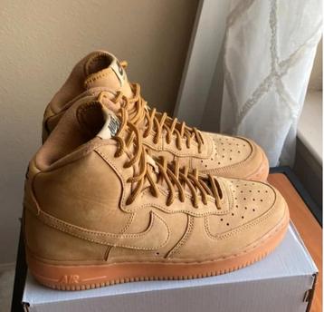 Mooie Nike Air Force 1 High ’07 Sneakers Bruin Maat 38,5 beschikbaar voor biedingen