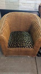 Rotan fauteuil, Ophalen, Bruin, Stof, Zo goed als nieuw