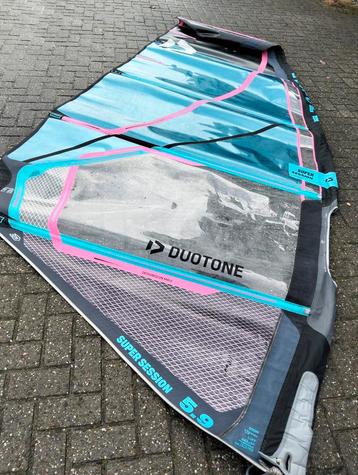 Duotone Super Session 5.9 m2 Severne Metal giek 150-200 cm beschikbaar voor biedingen