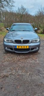 BMW 1-Serie 2.0 120I E87 5DR 2011 Grijs, Auto's, BMW, 1-Serie, 65 €/maand, 1995 cc, 680 kg