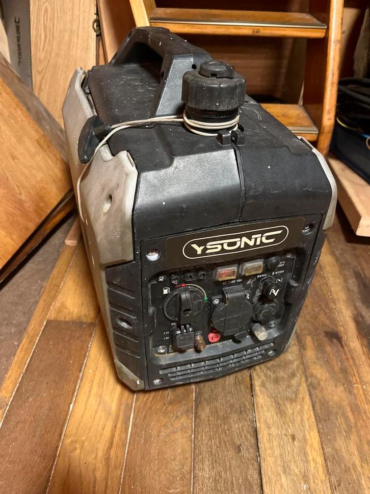 Ysonic Inverter Generator, Caravans en Kamperen, Camper-accessoires, Gebruikt, Ophalen of Verzenden