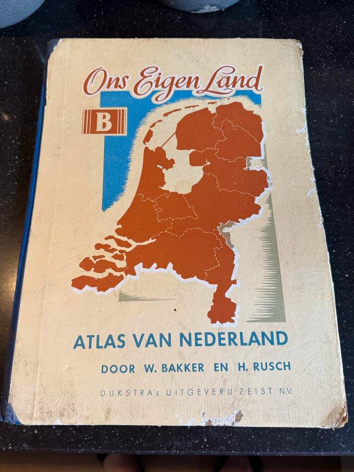 Ons Eigen Land - Atlas van Nederland, Boeken, Atlassen en Landkaarten, Gelezen, Bosatlas, Nederland, 1800 tot 2000, Ophalen of Verzenden