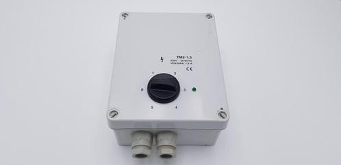 Ventilatieregelaar TM2-1,5 230V 5 standen max. 1,5A (1x), Hobby en Vrije tijd, Elektronica-componenten, Gebruikt, Ophalen of Verzenden