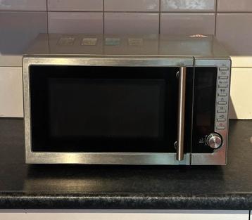 Studio combimagnetron - met grill- en ontdooifunctie beschikbaar voor biedingen