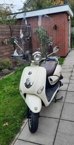 Piaggio Lookalike Scooter - GTS Piemonte, Fietsen en Brommers, Ophalen of Verzenden, Zo goed als nieuw, Overige typen, Overige merken