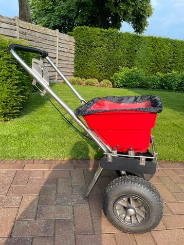Gafland professionele zoutstrooier / strooiwagen 36 liter beschikbaar voor biedingen
