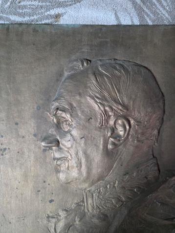 Info gezocht bronzen plaat. beschikbaar voor biedingen