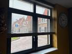Luxaflex 4x lichtgrijs lamellen, Huis en Inrichting, Stoffering | Gordijnen en Lamellen, Ophalen, Gebruikt, 150 tot 200 cm