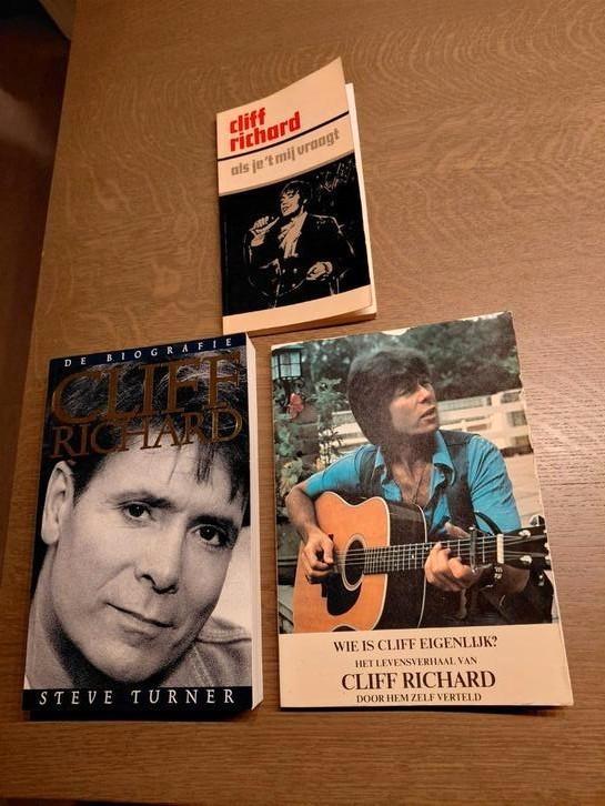 CLIFF RICHARD - DE BIOGRAFIE, Boeken, Biografieën, Gelezen, Ophalen of Verzenden