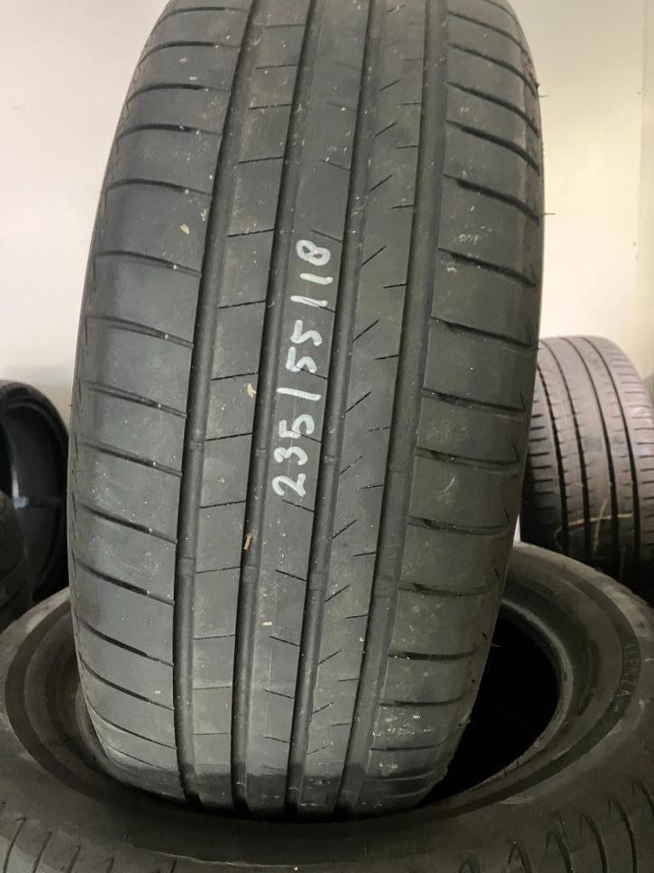 18 inch Bridgestone Zomerbanden 235/55/18, Auto-onderdelen, Banden en Velgen, Band(en), Zomerbanden, 18 inch, 235 mm, Personenwagen
