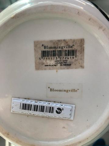 Bloomingville Vaas - Wit Porselein met Gezicht beschikbaar voor biedingen