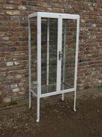 originele belgische vitrine kast vitrinekast, Antiek en Kunst, Curiosa en Brocante, Ophalen