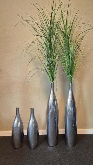 Set decoratie vazen RVS, 4 stuks beschikbaar voor biedingen
