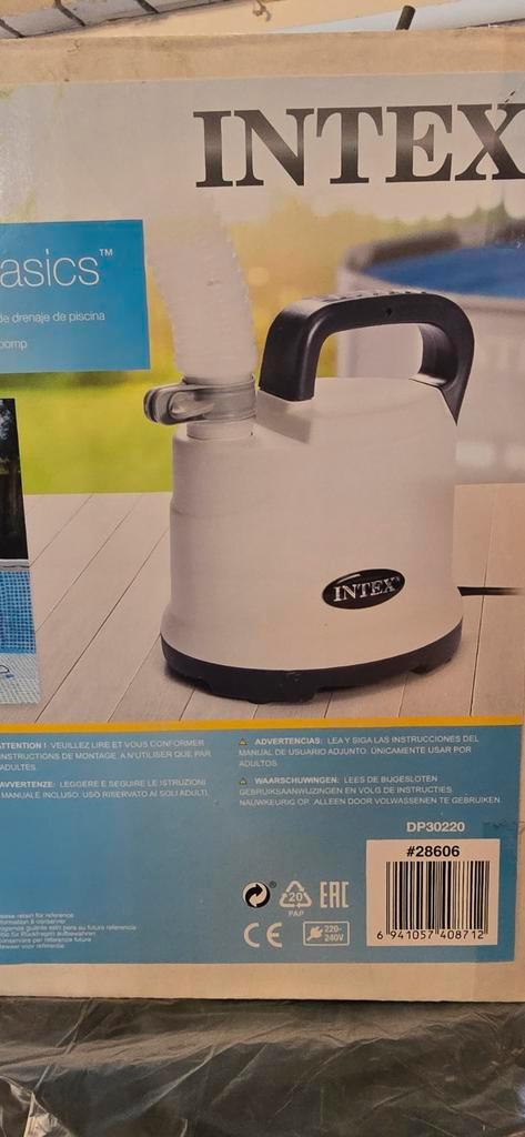 Intex zwembadset: pomp, zoutwatersysteem, dompelpomp en zeil, Tuin en Terras, Zwembad-toebehoren, Gebruikt, Zwembadpomp, Ophalen