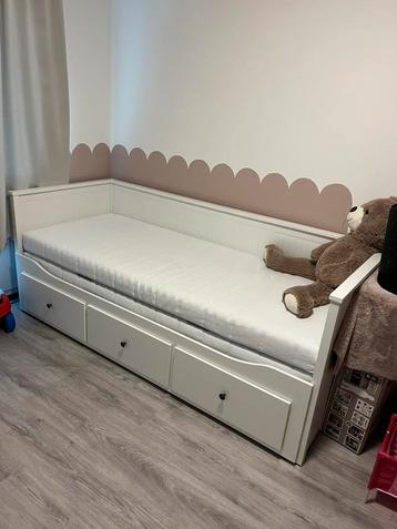 Hemnes bed nieuw beschikbaar voor biedingen