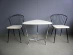2 Eettafelstoelen, 1950s, metalen frame m skai zitbekleding., Huis en Inrichting, Stoelen, Gebruikt, Wit, Ophalen of Verzenden