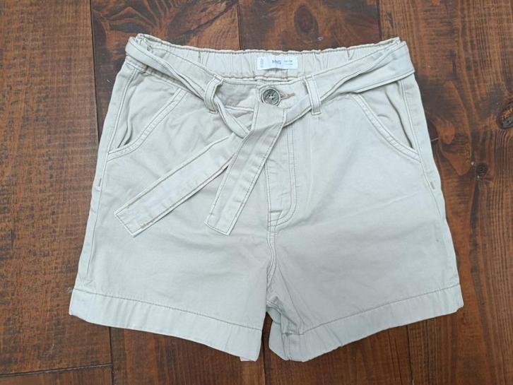 Fijne korte broek Mango maat 140, Kinderen en Baby's, Kinderkleding | Maat 140, Zo goed als nieuw, Meisje, Broek, Ophalen of Verzenden