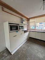 Gloednieuwe keuken brugman met apparatuur van Siemens, Huis en Inrichting, Keuken | Complete keukens, Ophalen, Wit, Hoekkeuken