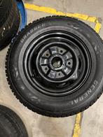 Winterbanden met velg 205/70 R15, Gebruikt, 15 inch, Banden en Velgen, Personenwagen