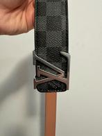 LV Mens leather belt, Kleding | Heren, Riemen en Ceinturen, Ophalen of Verzenden, Nieuw, Zwart
