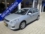 Hyundai i30 CW 1.6i Active (bj 2009), Origineel Nederlands, Te koop, Zilver of Grijs, 5 stoelen