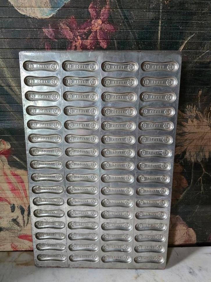 Chocolademal kattentongen korff, Antiek en Kunst, Antiek | Keukenbenodigdheden, Ophalen of Verzenden