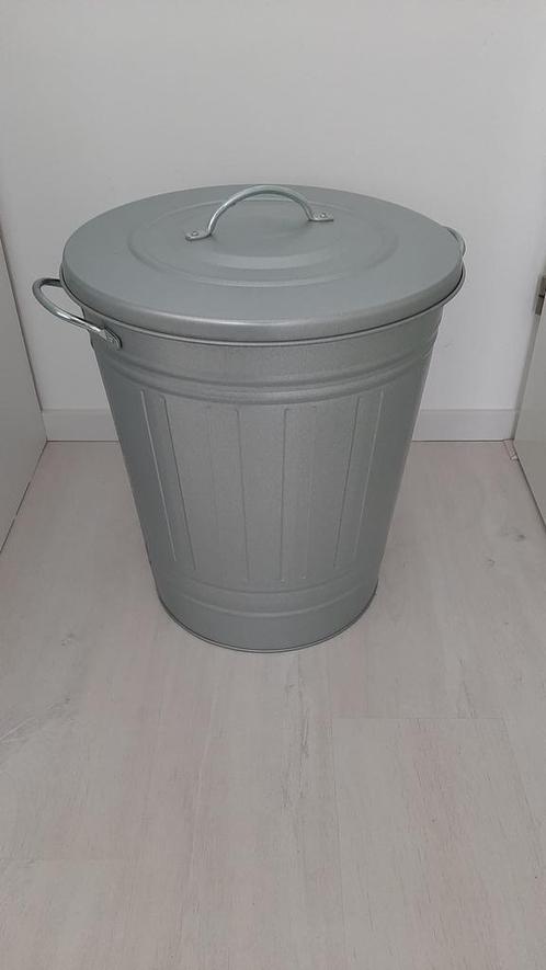 Ikea Knodd grijze straat vuilnisemmer prullenbak wasmand, Huis en Inrichting, Woonaccessoires | Prullenbakken, Zo goed als nieuw