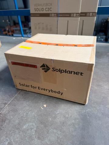 Nieuwe Solplanet ASW12K-LT-G2 Omvormer – Nieuw in doos beschikbaar voor biedingen