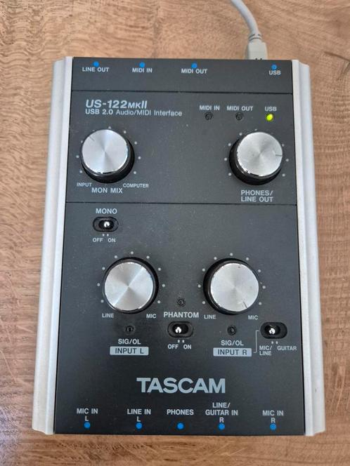 Prachtige Tascam US-122MKii audio en midi interface, Muziek en Instrumenten, Midi-apparatuur, Zo goed als nieuw, Ophalen of Verzenden