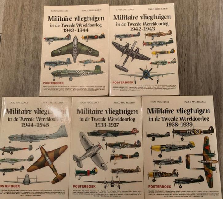 5 boeken van Militaire vliegtuigen uit de 2de wereldoorlog., Verzamelen, Tijdschriften, Kranten en Knipsels, Ophalen of Verzenden