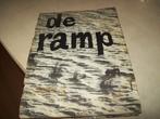 Boek: De ramp (beschadigd / waterschade), Ophalen, Gelezen