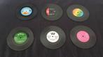 Set van 6 leuke retro vinyl record onderzetters, Ophalen of Verzenden, Nieuw, Glas of Kopje