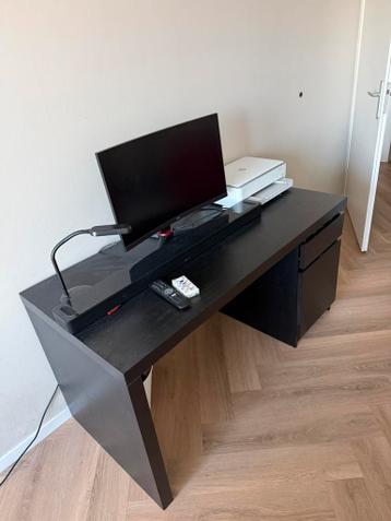 IKEA Malm bureau - zwart - afbeelding 2