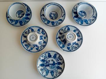 Antiek Chinees Kangxi porselein Lange Lijzen beschikbaar voor biedingen
