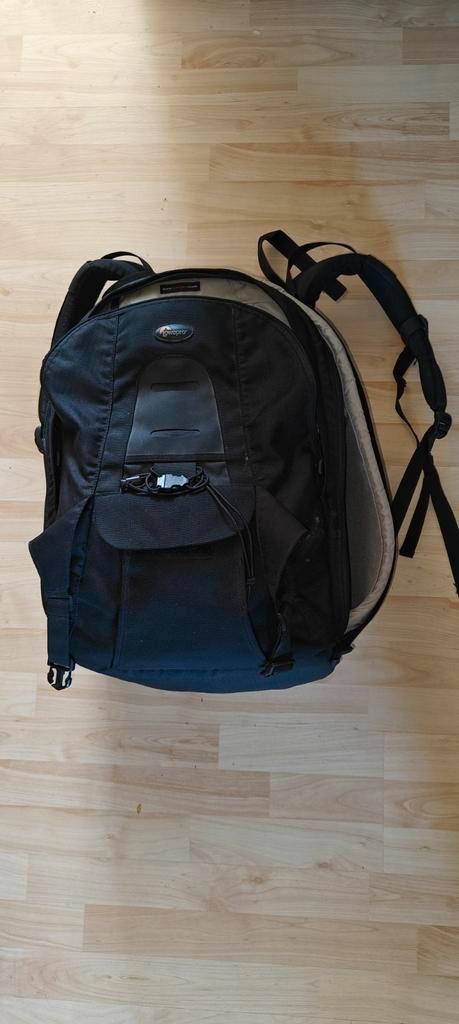 Lowepro CompuTrekker AW cameratas, Audio, Tv en Foto, Fotografie | Fototassen, Zo goed als nieuw, Rugtas, Lowepro, Ophalen