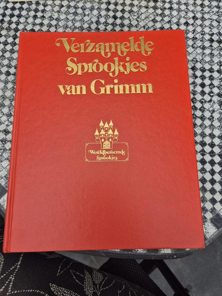 Verzamelde Sprookjes van Grimm, Boeken, Sprookjes en Fabels, Zo goed als nieuw, Ophalen of Verzenden