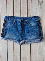 Korte spijkerbroek page young maat 176, Kinderen en Baby's, Broek, Zo goed als nieuw, Takko fashion, Verzenden