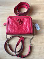 Guess nieuw rood (heup) tasje + riem met gratis verzending, Verzenden, Nieuw, Rood, Schoudertasje