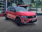 Volkswagen T-ROC 1.5 TSI DSG SPORT TREKHAAK/CAMERA/BEATS/NAV, USB, Bedrijf, SUV of Terreinwagen, Rood