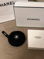 Chanel poeder case, Sieraden, Tassen en Uiterlijk, Toilettassen, Nieuw, Ophalen of Verzenden