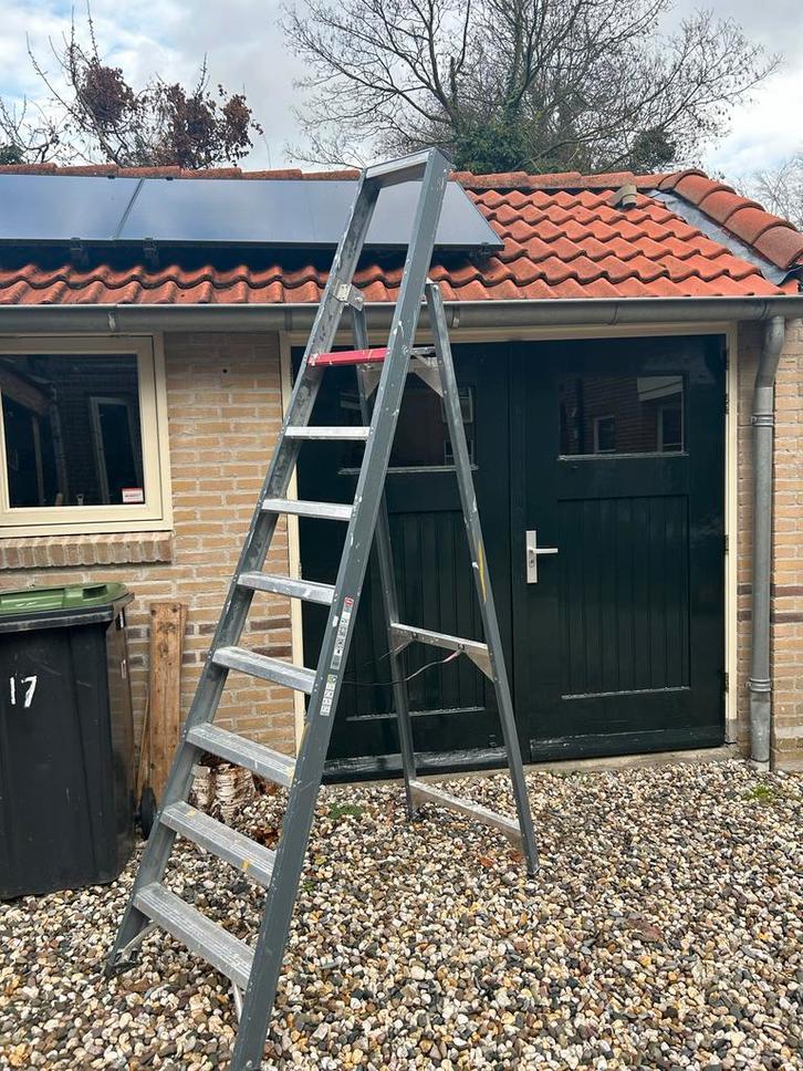 Altrex Professionele Trap/Ladder - Falco 1x8 (hoogte 270 cm), Doe-het-zelf en Verbouw, Ladders en Trappen, Gebruikt, Trap, 2 tot 4 meter