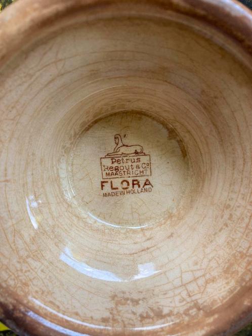 Antieke Petrus Regout Flora Schaal Maastricht Aardewerk Holl, Antiek en Kunst, Antiek | Keramiek en Aardewerk, Ophalen
