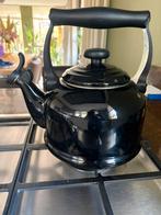 Mooie Le creuset fluitketel, Ophalen of Verzenden, Zo goed als nieuw, Gietijzer, Koekenpan of Braadpan