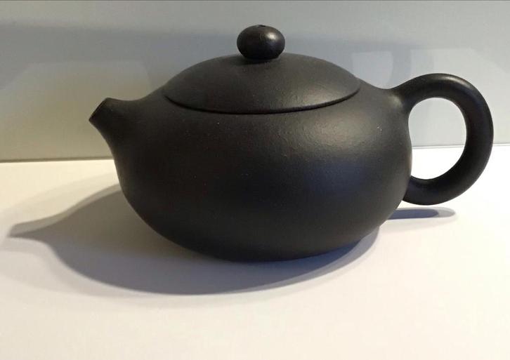 Yixing Klei Theepot - 200ml, Huis en Inrichting, Keuken | Servies, Nieuw, Overige typen, Overige stijlen, Keramiek, Ophalen