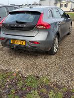 Volvo V40 2.0 D2 120PK 2015 Grijs, Auto's, Volvo, Voorwielaandrijving, 28 km/l, 4 cilinders, 1337 kg