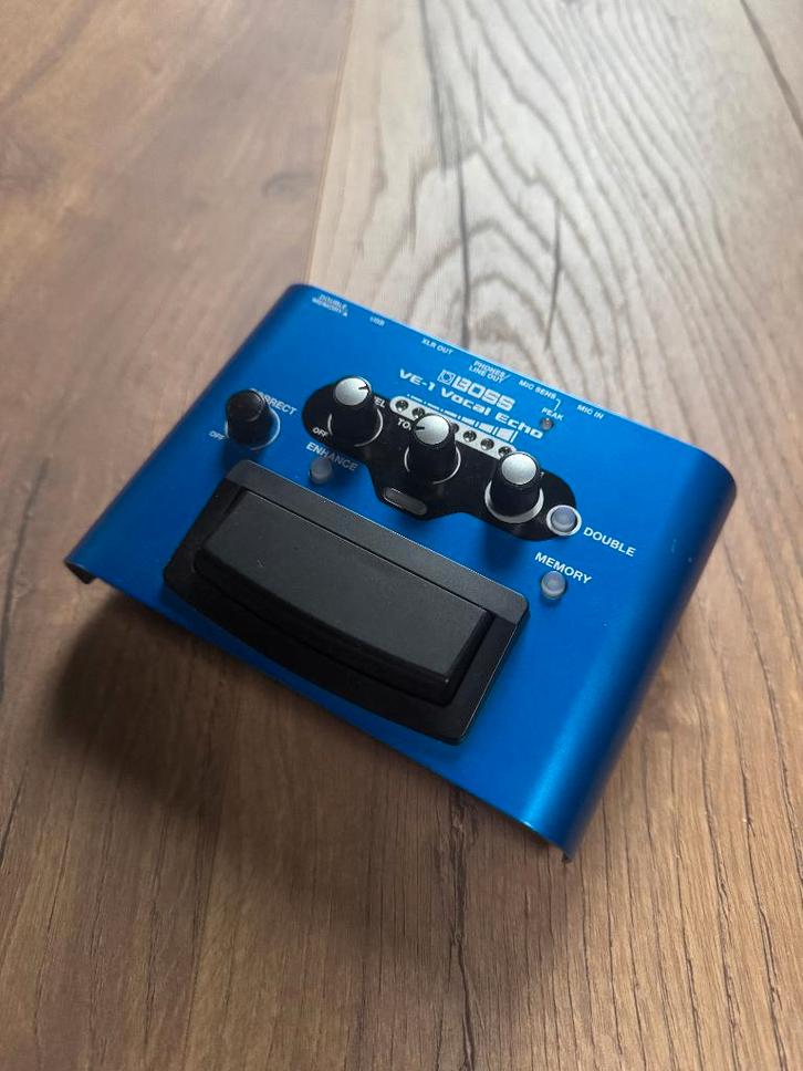 Boss VE-1 Vocal Echo / Reverb Pedaal met Fantoom Voeding, Muziek en Instrumenten, Effecten, Zo goed als nieuw, Delay of Echo, Reverb