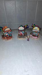 Lemax set of 3 Carnival Kiosks en 1 figuur voor kerstdorp, Diversen, Ophalen of Verzenden