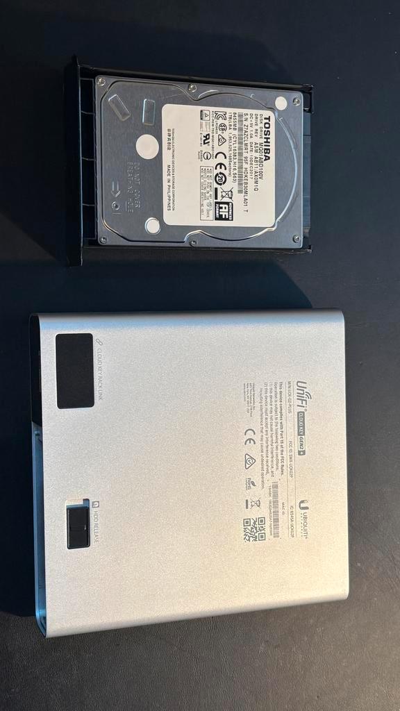 Ubiquiti UniFi Cloud Key Plus - Controller, Computers en Software, Servers, Gebruikt, Ophalen of Verzenden