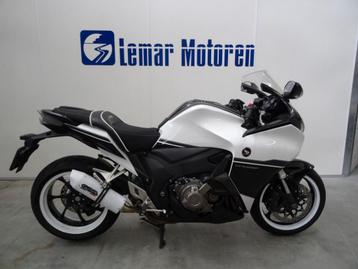 HONDA VFR 1200 F DCT (bj 2015) beschikbaar voor biedingen