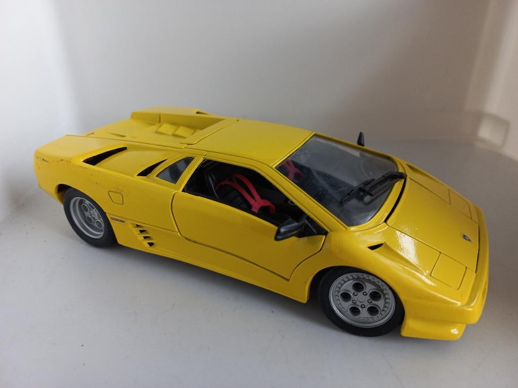 Lamborghini Diablo Maisto 1:18 modelauto 79, Hobby en Vrije tijd, Modelauto's | 1:18, Ophalen of Verzenden, Zo goed als nieuw